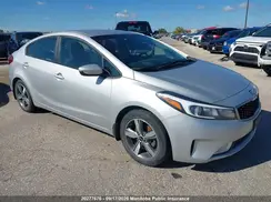 3KPFL4A70JE251954 2018 KIA FORTE