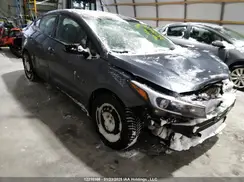 3KPFL4A70JE252425 2018 KIA FORTE