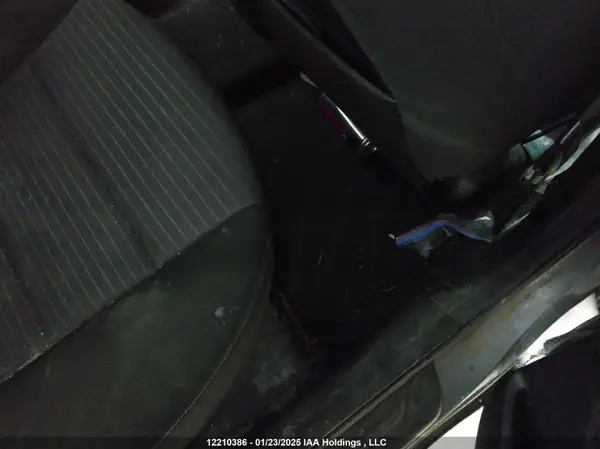 3KPFL4A70JE252425 2018 KIA FORTE - Image 8