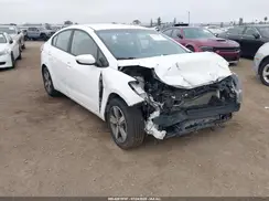 3KPFL4A70JE253901 2018 KIA FORTE