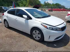 3KPFL4A70JE261433 2018 KIA FORTE