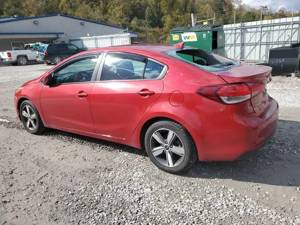 3KPFL4A70JE275400 2018 KIA FORTE - Image 2