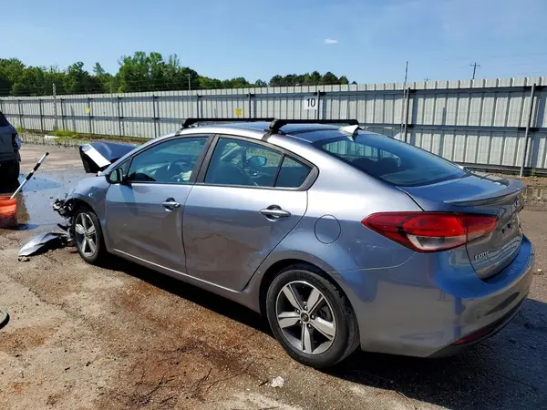 3KPFL4A70JE278345 2018 KIA FORTE - Image 2