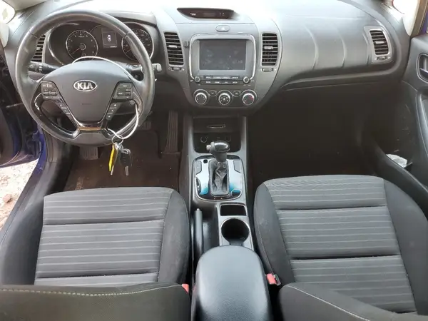 3KPFL4A71HE009751 2017 KIA FORTE - Image 8