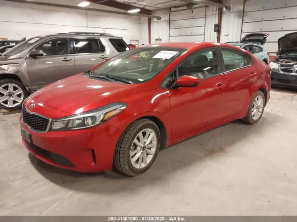 3KPFL4A71HE017137 2017 KIA FORTE - Image 2