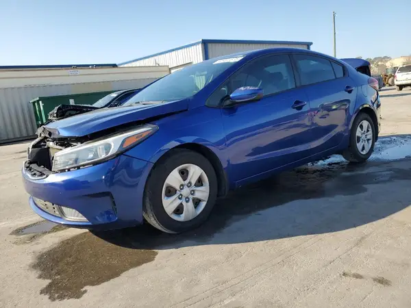 3KPFL4A71HE023875 2017 KIA FORTE - Image 1