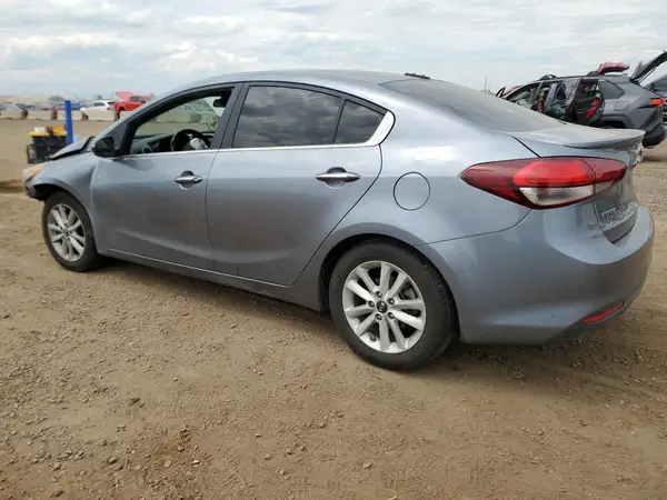 3KPFL4A71HE027151 2017 KIA FORTE - Image 2