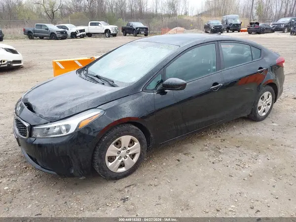 3KPFL4A71HE031782 2017 KIA FORTE - Image 2