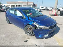 3KPFL4A71HE033290 2017 KIA FORTE