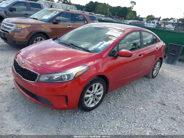 3KPFL4A71HE035749 2017 KIA FORTE - Image 2