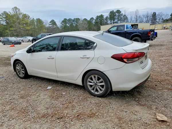 3KPFL4A71HE041471 2017 KIA FORTE - Image 2