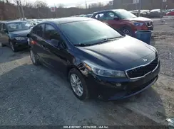 3KPFL4A71HE055743 2017 KIA FORTE