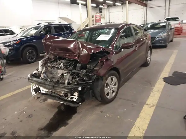 3KPFL4A71HE069884 2017 KIA FORTE - Image 2
