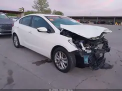 3KPFL4A71HE074695 2017 KIA FORTE