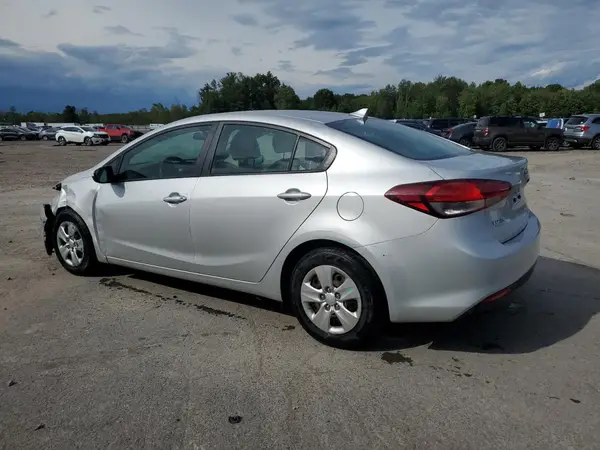 3KPFL4A71HE080500 2017 KIA FORTE - Image 2