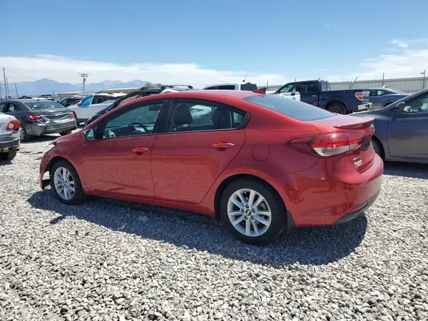3KPFL4A71HE085180 2017 KIA FORTE - Image 2