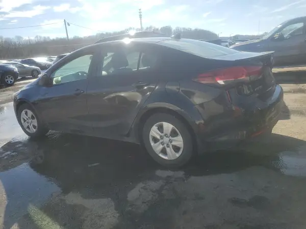3KPFL4A71HE088385 2017 KIA FORTE - Image 2
