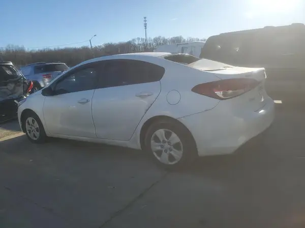3KPFL4A71HE089309 2017 KIA FORTE - Image 2
