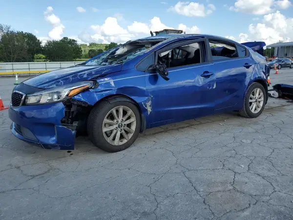 3KPFL4A71HE101118 2017 KIA FORTE - Image 1