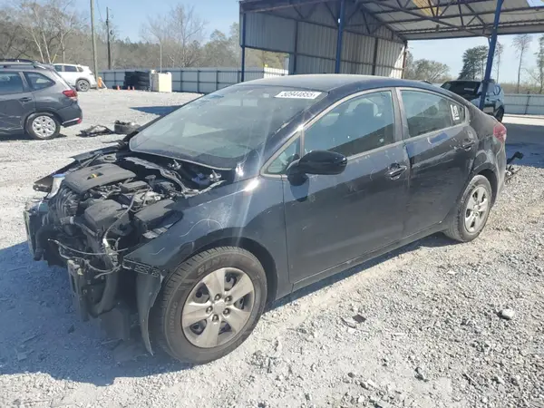 3KPFL4A71HE104410 2017 KIA FORTE - Image 1