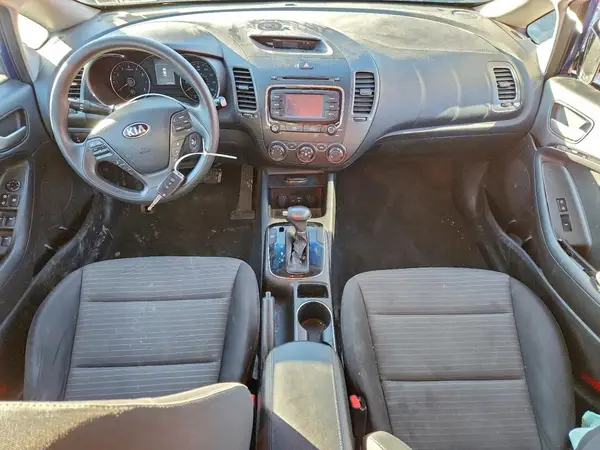 3KPFL4A71HE108926 2017 KIA FORTE - Image 8