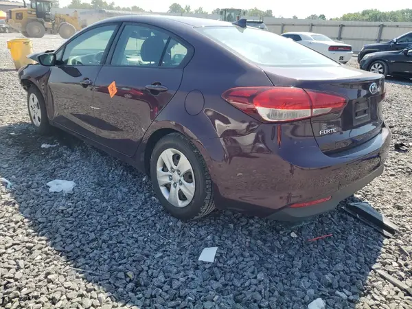 3KPFL4A71HE111017 2017 KIA FORTE - Image 2