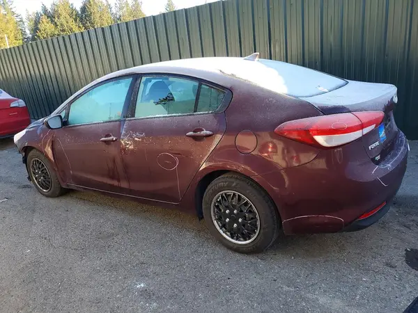 3KPFL4A71HE126147 2017 KIA FORTE - Image 2