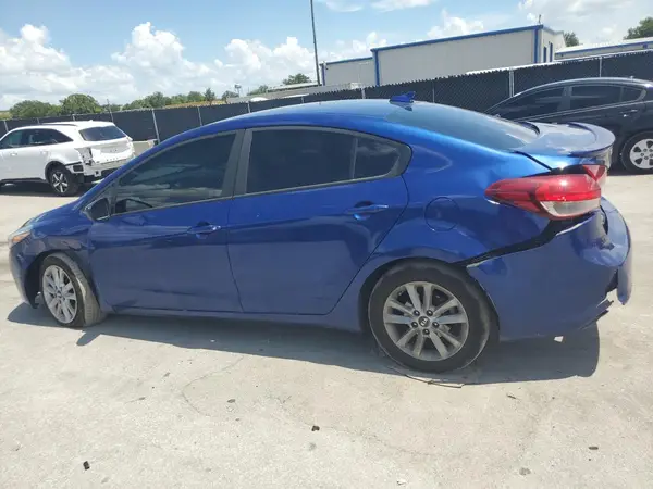 3KPFL4A71HE131834 2017 KIA FORTE - Image 2