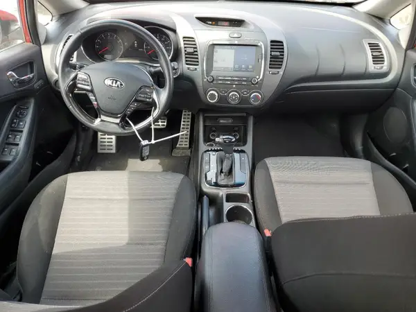 3KPFL4A71HE133213 2017 KIA FORTE - Image 8