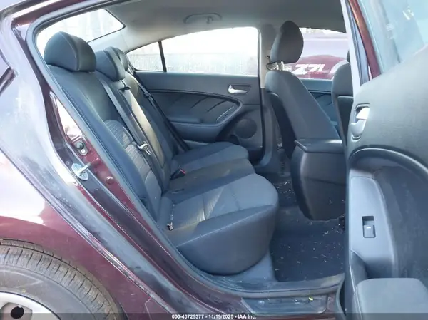 3KPFL4A71HE145667 2017 KIA FORTE - Image 8