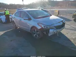 3KPFL4A71JE169747 2018 KIA FORTE