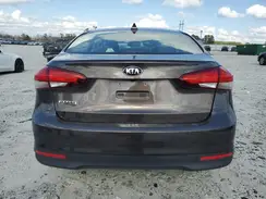 3KPFL4A71JE182952 2018 KIA FORTE
