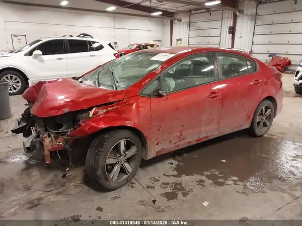 3KPFL4A71JE191635 2018 KIA FORTE - Image 2