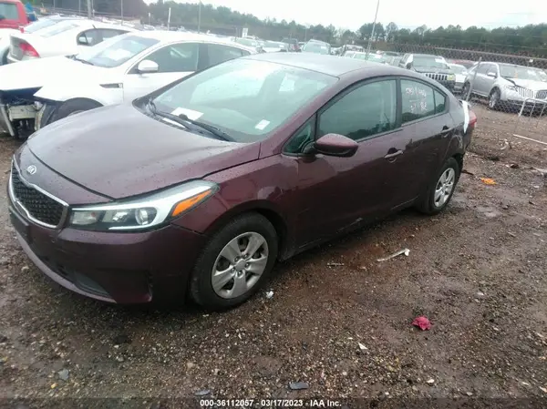 3KPFL4A71JE194437 2018 KIA FORTE - Image 2