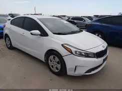 3KPFL4A71JE195359 2018 KIA FORTE