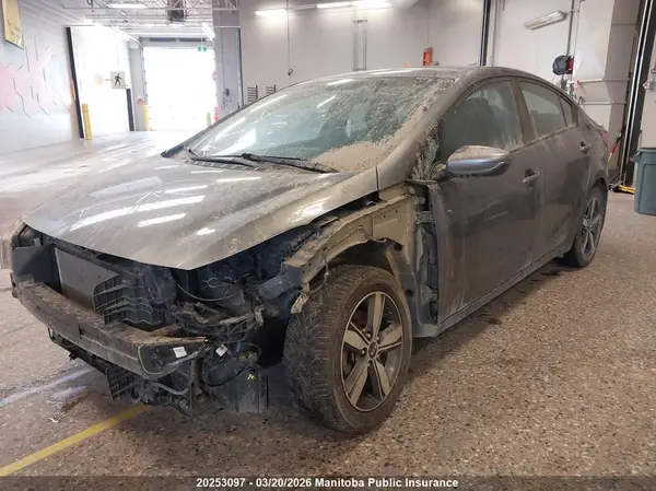 3KPFL4A71JE199850 2018 KIA FORTE - Image 2