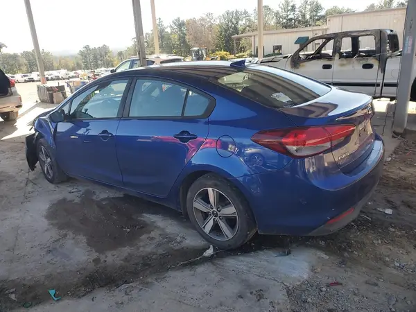 3KPFL4A71JE201631 2018 KIA FORTE - Image 2