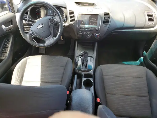 3KPFL4A71JE212984 2018 KIA FORTE - Image 8