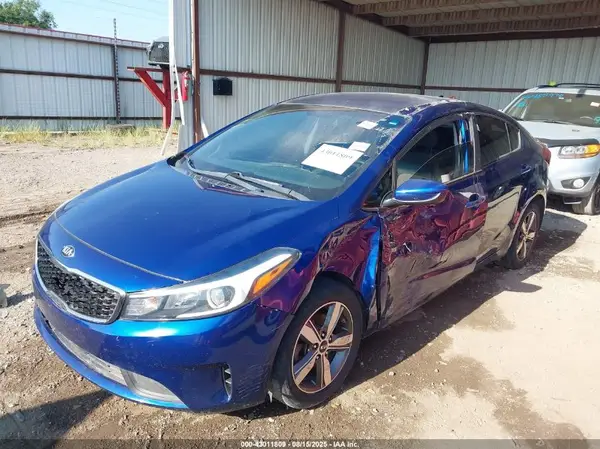 3KPFL4A71JE222446 2018 KIA FORTE - Image 2