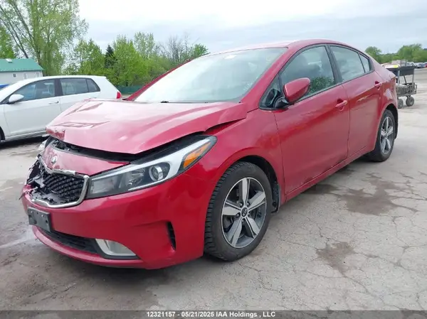 3KPFL4A71JE228795 2018 KIA FORTE - Image 2