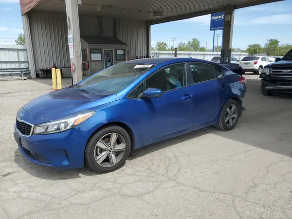 3KPFL4A71JE238601 2018 KIA FORTE - Image 1