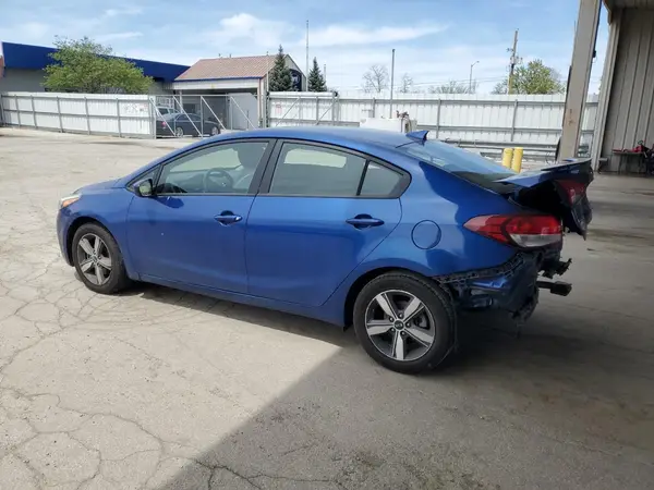 3KPFL4A71JE238601 2018 KIA FORTE - Image 2