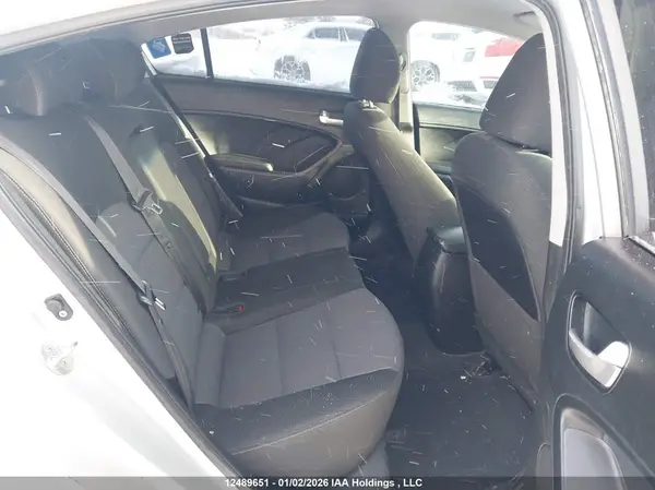3KPFL4A71JE242521 2018 KIA FORTE - Image 8