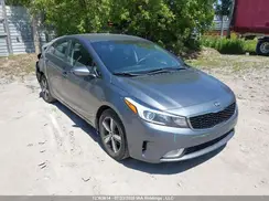 3KPFL4A71JE243054 2018 KIA FORTE