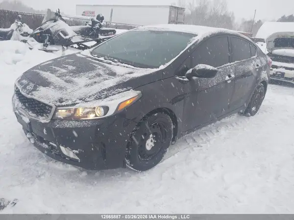 3KPFL4A71JE243166 2018 KIA FORTE - Image 2
