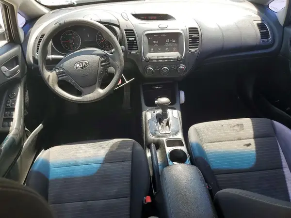 3KPFL4A71JE244110 2018 KIA FORTE - Image 8