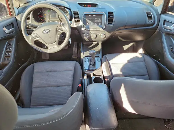 3KPFL4A71JE244768 2018 KIA FORTE - Image 8