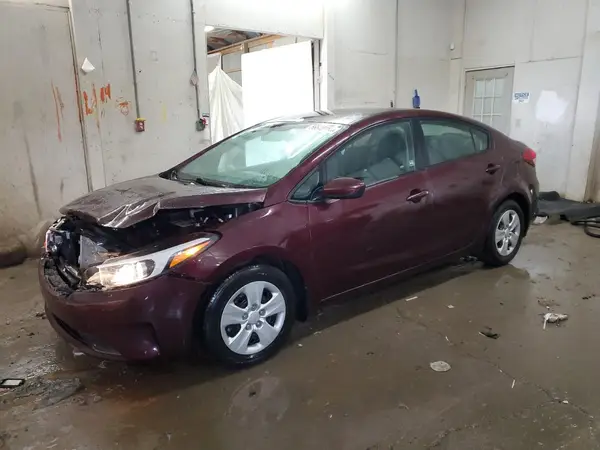 3KPFL4A71JE248531 2018 KIA FORTE - Image 1