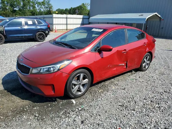 3KPFL4A71JE257522 2018 KIA FORTE - Image 1