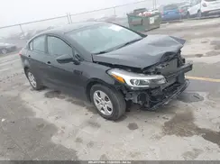 3KPFL4A71JE263076 2018 KIA FORTE